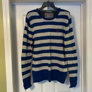 American Eagle - blue & gray crewneck pullover sweater - lightweight- men’s L